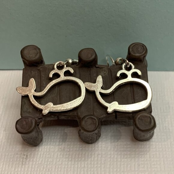 Whale Earring, Whale Jewelry, Gift Idea, Nautical Earrings, Silly Animal Earring - Picture 4 of 6